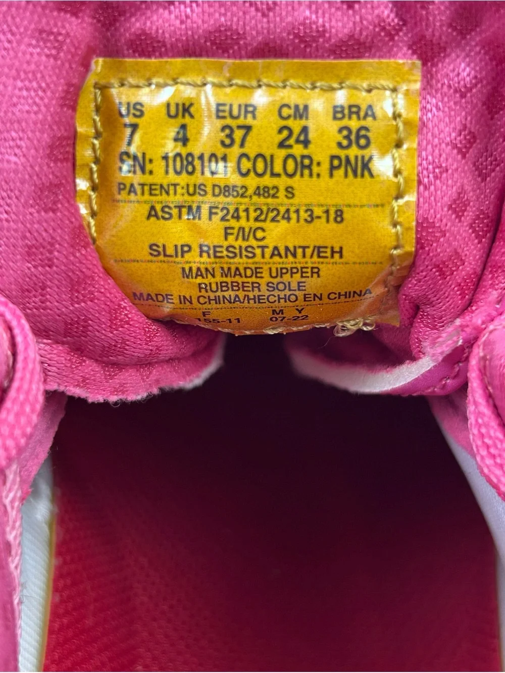 NEW Skechers Hard Composite Toe Slip Resistant Work Safety Shoes Women’s 7 Pink